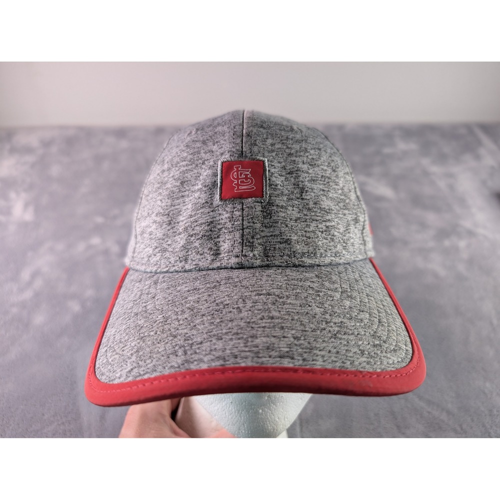 New Era 9TWENTY St Louis Cardinals Womens Gray Heathered Adjustable Hat Cap MLB